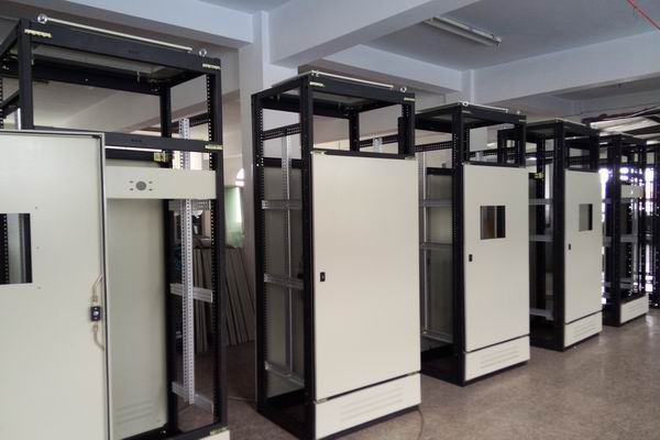 海宁控制柜-3683厂家控制柜检修需要注意的